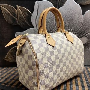 100% AUTHENTIC LOUIS VUITTON SPEEDY 25 DAMIER AZUR CANVAS.